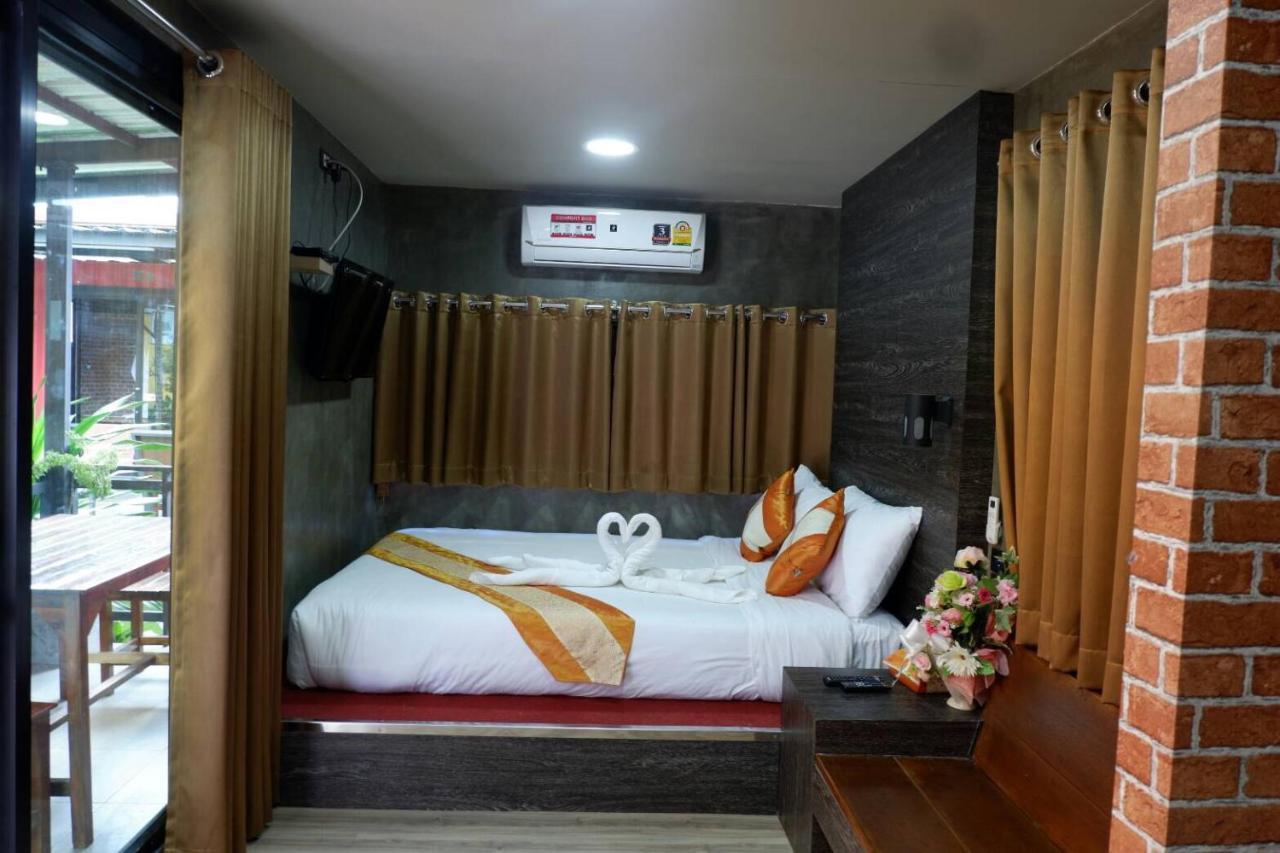 Amazon Resort Сураттхани Экстерьер фото